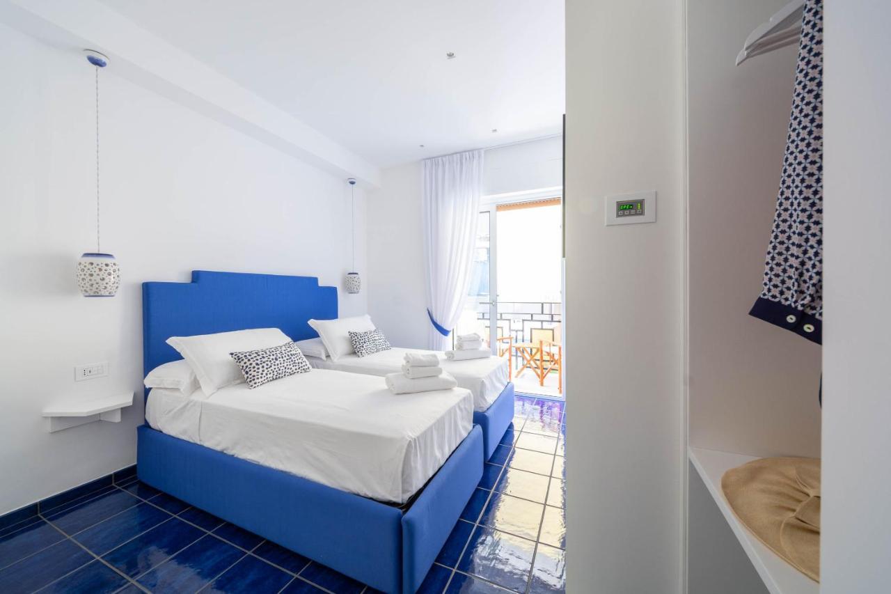 4Blu Camere Marine Майори Экстерьер фото